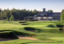 Golfurlaub in Polen: Modry Las Golf Resort & PGA National Poland Modry Las Golf Resort Clubhaus und Golfplatz
