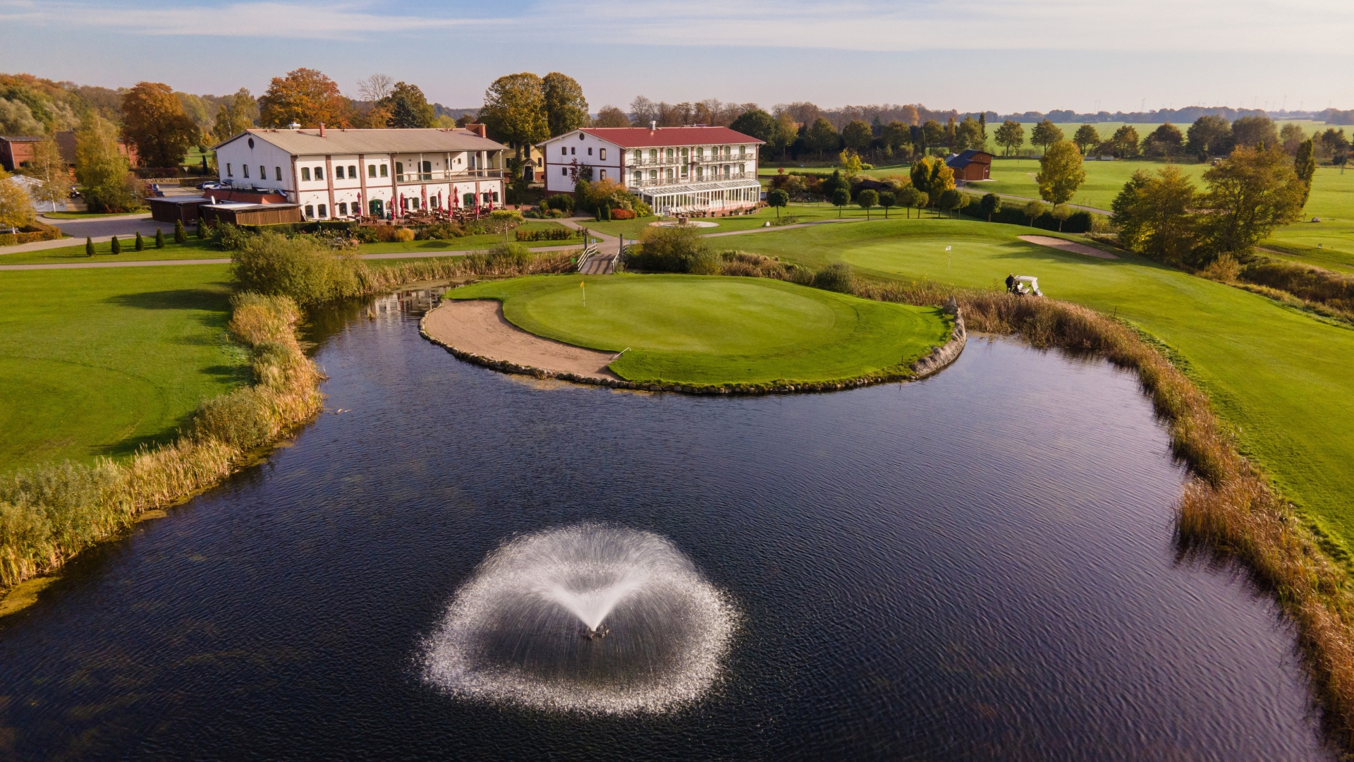 Golfplatz und Hotel im Golfpark Strelasund